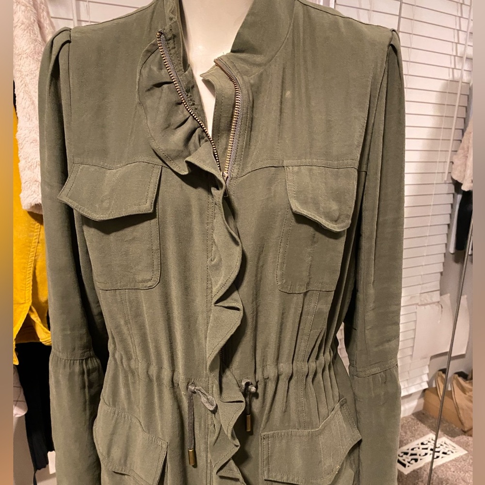 Cute army green jacket with ruffles